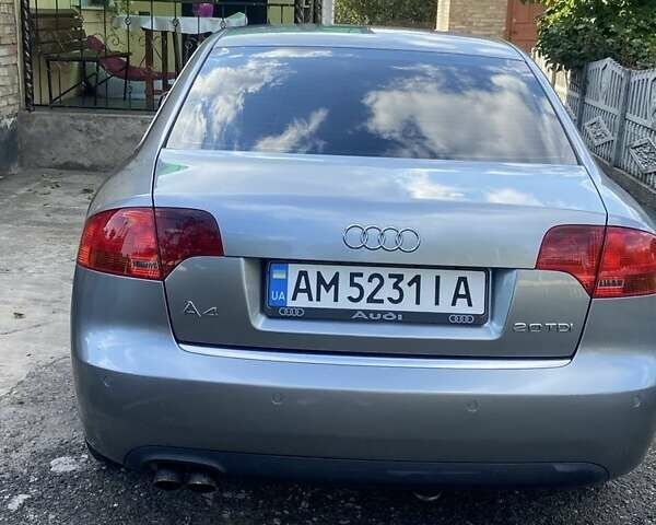 Ауді А4 2005 у Малине на Automoto.ua Сірий Ауді А4, об'ємом двигуна 2 л та пробігом 260 тис. км за 6900 $, фото 1 на Automoto.ua