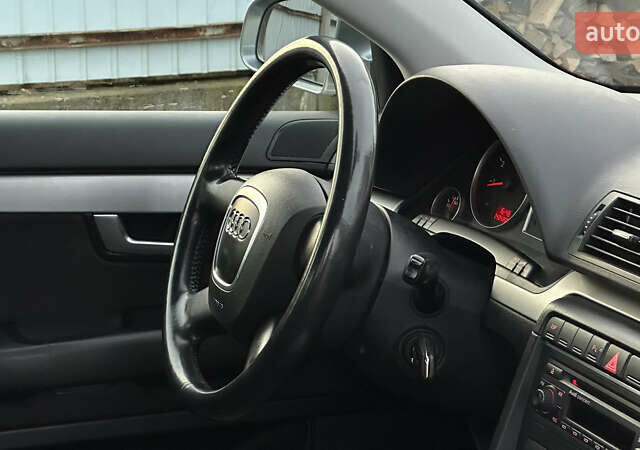 Сірий Ауді А4, об'ємом двигуна 1.8 л та пробігом 257 тис. км за 6799 $, фото 68 на Automoto.ua