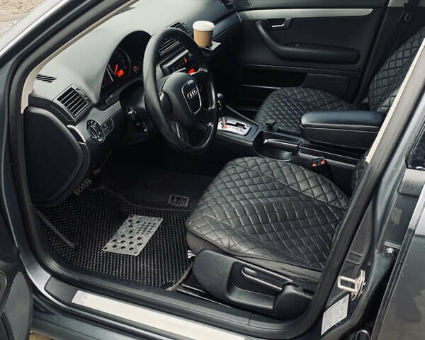 Сірий Ауді А4, об'ємом двигуна 1.98 л та пробігом 248 тис. км за 6400 $, фото 10 на Automoto.ua
