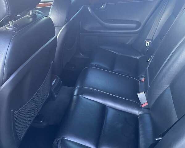 Сірий Ауді А4, об'ємом двигуна 2 л та пробігом 284 тис. км за 7050 $, фото 12 на Automoto.ua