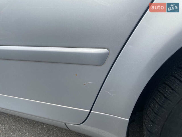 Ауди А4 2005 в Хмельницком на Automoto.ua Серый Ауди А4, объемом двигателя 1.98 л и пробегом 220 тыс. км за 6500 $, фото 13 на Automoto.ua