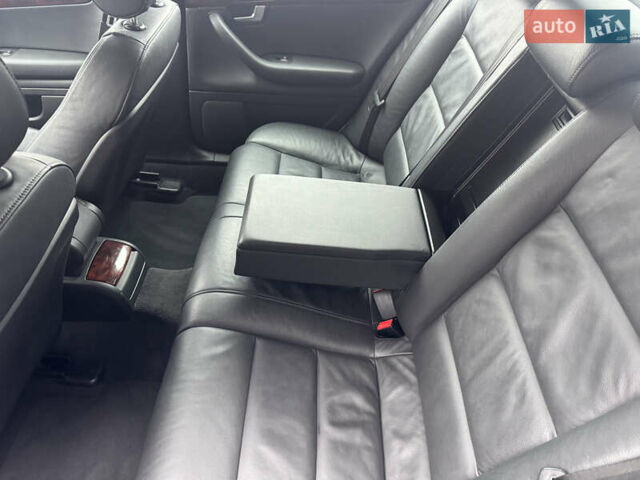 Сірий Ауді А4, об'ємом двигуна 2 л та пробігом 266 тис. км за 7300 $, фото 42 на Automoto.ua