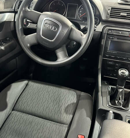 Серый Ауди А4, объемом двигателя 1.9 л и пробегом 307 тыс. км за 6500 $, фото 8 на Automoto.ua