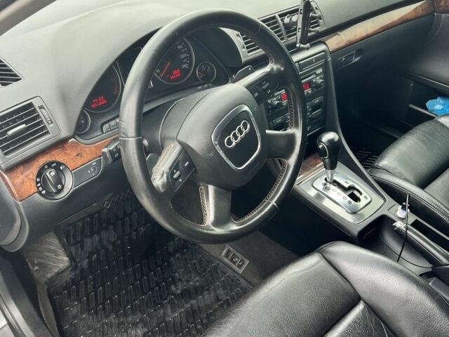 Сірий Ауді А4, об'ємом двигуна 1.8 л та пробігом 356 тис. км за 5700 $, фото 7 на Automoto.ua