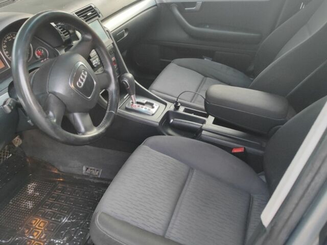 Серый Ауди А4, объемом двигателя 2 л и пробегом 28 тыс. км за 5800 $, фото 4 на Automoto.ua