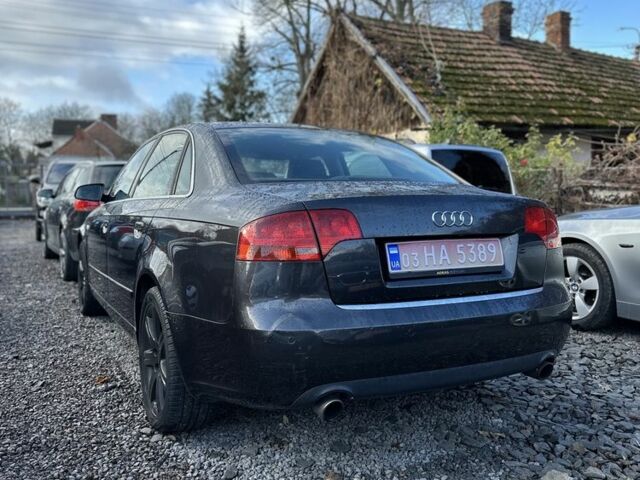 Серый Ауди А4, объемом двигателя 2 л и пробегом 261 тыс. км за 6450 $, фото 3 на Automoto.ua