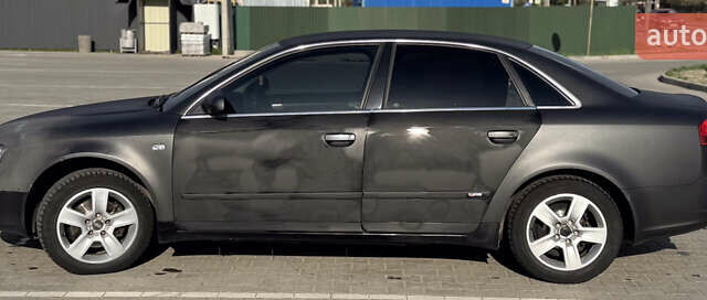 Ауді А4 2006 у Луцьку на Automoto.ua Сірий Ауді А4, об'ємом двигуна 2 л та пробігом 370 тис. км за 4900 $, фото 6 на Automoto.ua