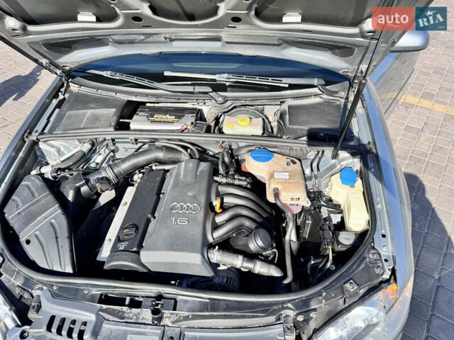Серый Ауди А4, объемом двигателя 1.6 л и пробегом 221 тыс. км за 6999 $, фото 10 на Automoto.ua