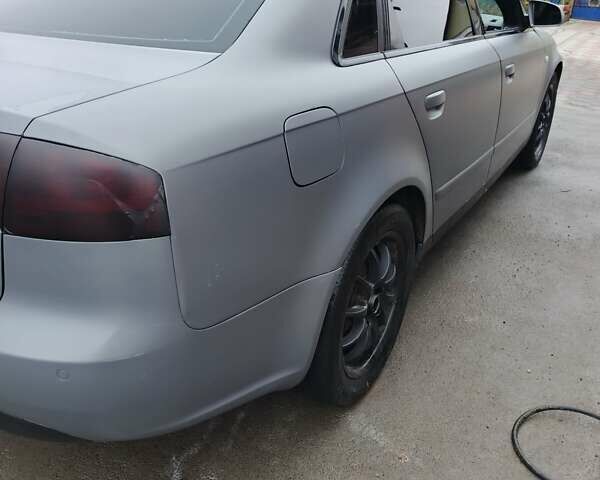 Сірий Ауді А4, об'ємом двигуна 2 л та пробігом 300 тис. км за 6700 $, фото 3 на Automoto.ua