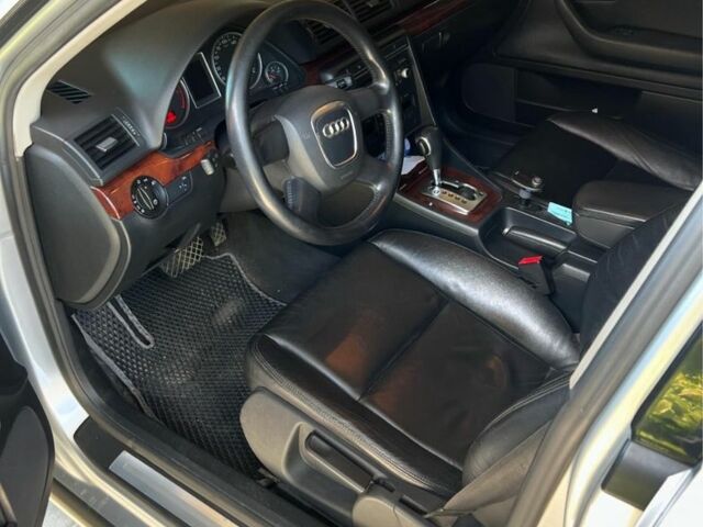 Сірий Ауді А4, об'ємом двигуна 1.8 л та пробігом 290 тис. км за 7500 $, фото 2 на Automoto.ua