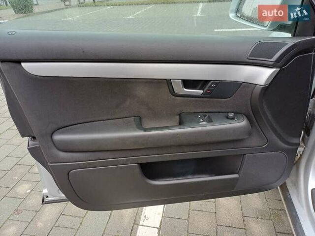 Сірий Ауді А4, об'ємом двигуна 1.6 л та пробігом 181 тис. км за 6400 $, фото 8 на Automoto.ua