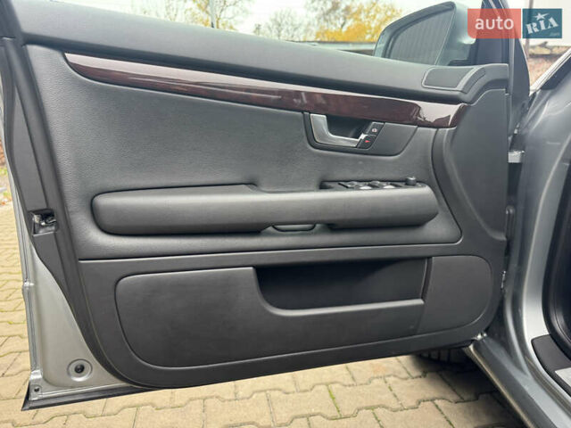 Сірий Ауді А4, об'ємом двигуна 2 л та пробігом 266 тис. км за 7300 $, фото 37 на Automoto.ua