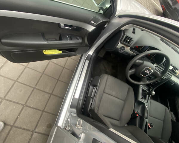 Серый Ауди А4, объемом двигателя 1.6 л и пробегом 152 тыс. км за 7300 $, фото 18 на Automoto.ua