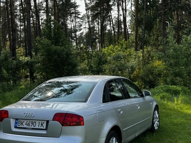 Серый Ауди А4, объемом двигателя 1.8 л и пробегом 180 тыс. км за 7000 $, фото 1 на Automoto.ua