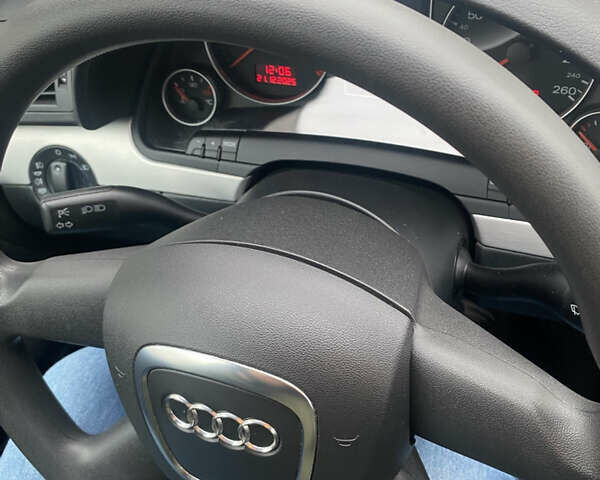 Серый Ауди А4, объемом двигателя 1.6 л и пробегом 152 тыс. км за 7300 $, фото 20 на Automoto.ua