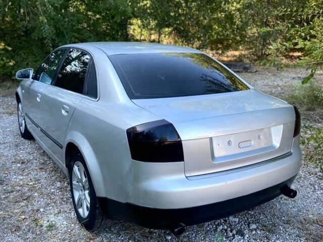 Серый Ауди А4, объемом двигателя 0 л и пробегом 333 тыс. км за 2395 $, фото 4 на Automoto.ua