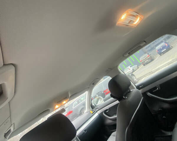 Серый Ауди А4, объемом двигателя 1.6 л и пробегом 152 тыс. км за 7300 $, фото 15 на Automoto.ua