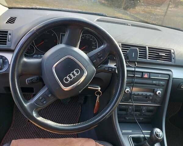 Сірий Ауді А4, об'ємом двигуна 2 л та пробігом 250 тис. км за 8000 $, фото 3 на Automoto.ua