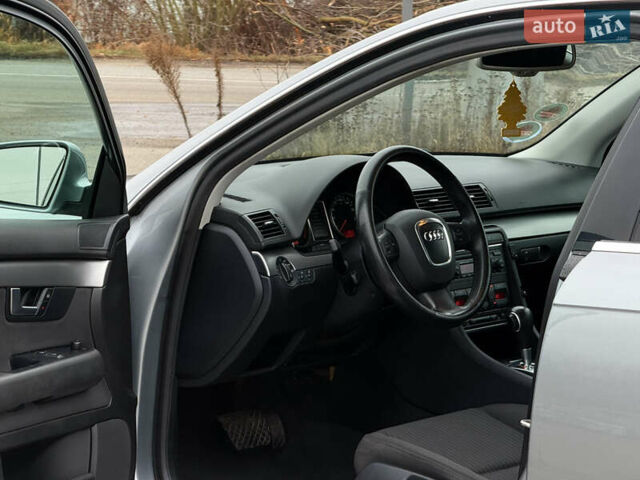 Сірий Ауді А4, об'ємом двигуна 0 л та пробігом 257 тис. км за 7700 $, фото 11 на Automoto.ua