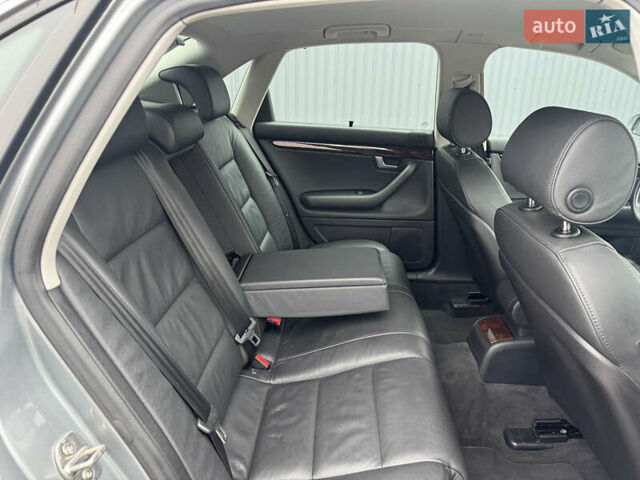 Сірий Ауді А4, об'ємом двигуна 2 л та пробігом 266 тис. км за 7300 $, фото 52 на Automoto.ua