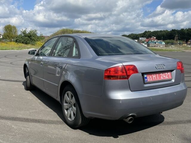 Серый Ауди А4, объемом двигателя 2 л и пробегом 217 тыс. км за 6700 $, фото 2 на Automoto.ua