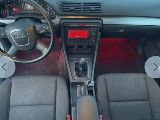 Сірий Ауді А4, об'ємом двигуна 2 л та пробігом 300 тис. км за 2300 $, фото 3 на Automoto.ua