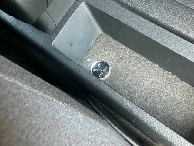 Сірий Ауді А4, об'ємом двигуна 1.8 л та пробігом 222 тис. км за 7250 $, фото 6 на Automoto.ua