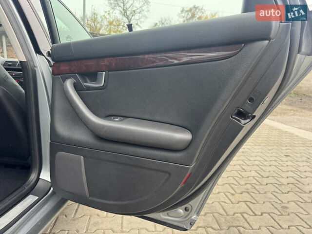 Сірий Ауді А4, об'ємом двигуна 2 л та пробігом 266 тис. км за 7300 $, фото 54 на Automoto.ua
