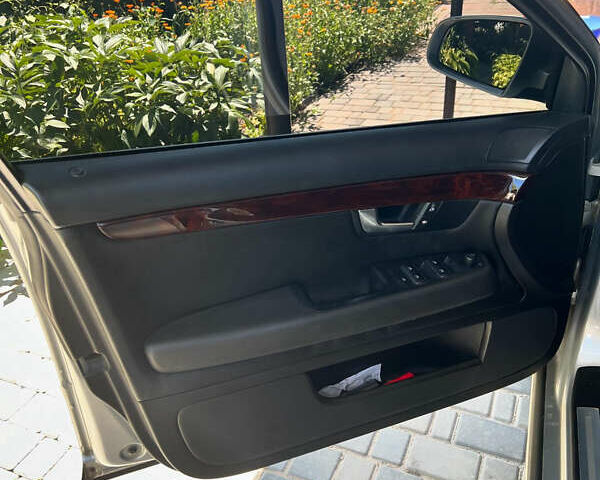 Серый Ауди А4, объемом двигателя 1.78 л и пробегом 295 тыс. км за 7500 $, фото 14 на Automoto.ua