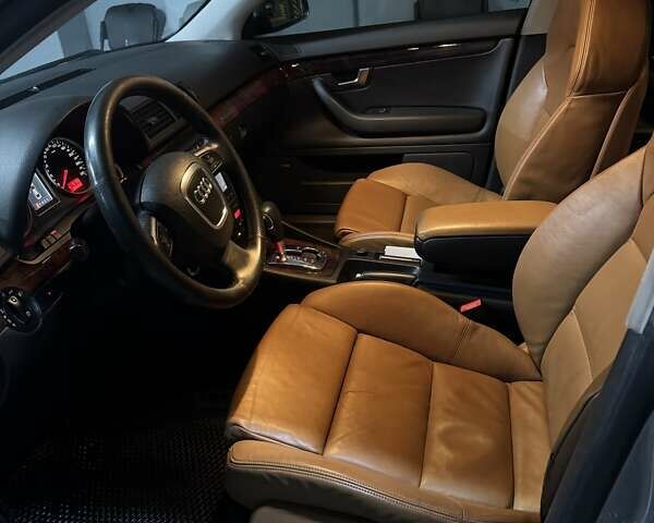 Серый Ауди А4, объемом двигателя 1.98 л и пробегом 300 тыс. км за 7600 $, фото 6 на Automoto.ua