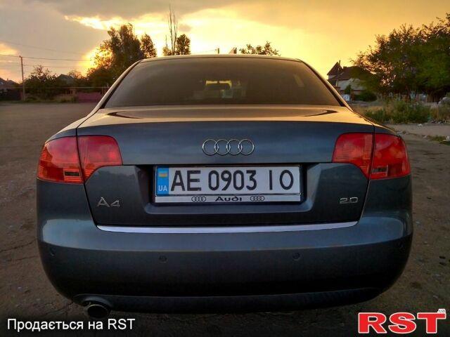 Серый Ауди А4, объемом двигателя 2 л и пробегом 212 тыс. км за 6150 $, фото 5 на Automoto.ua