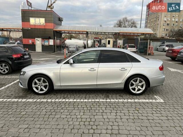 Сірий Ауді А4, об'ємом двигуна 2.7 л та пробігом 262 тис. км за 9199 $, фото 1 на Automoto.ua