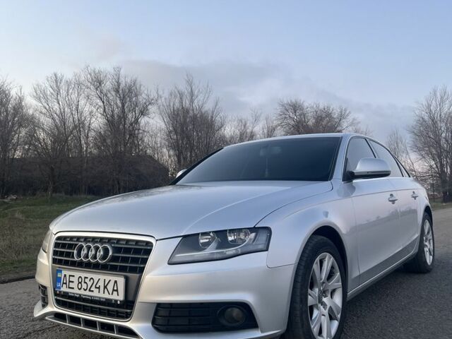 Ауди А4 2007 в Широком на Automoto.ua Серый Ауди А4, объемом двигателя 2.7 л и пробегом 260 тыс. км за 9400 $, фото 4 на Automoto.ua