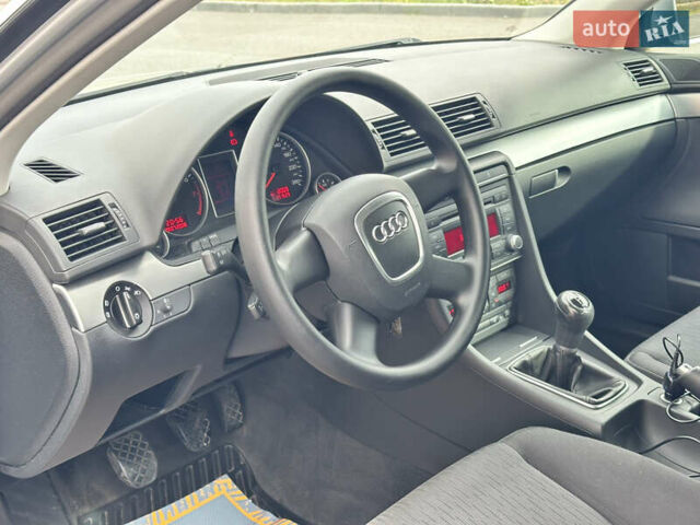 Серый Ауди А4, объемом двигателя 1.6 л и пробегом 171 тыс. км за 8599 $, фото 40 на Automoto.ua