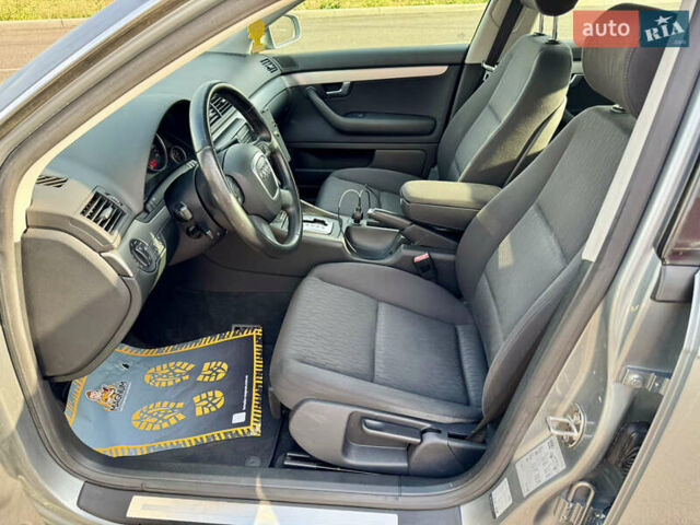 Сірий Ауді А4, об'ємом двигуна 0 л та пробігом 212 тис. км за 8799 $, фото 42 на Automoto.ua