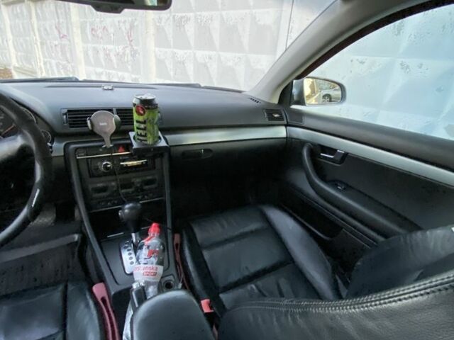 Сірий Ауді А4, об'ємом двигуна 2 л та пробігом 313 тис. км за 4000 $, фото 11 на Automoto.ua