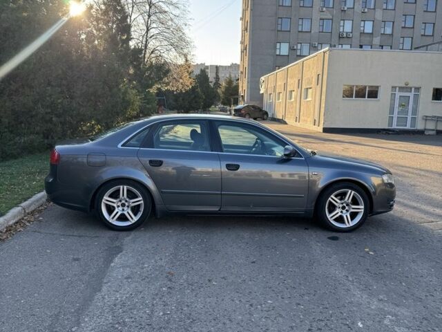 Серый Ауди А4, объемом двигателя 2 л и пробегом 250 тыс. км за 3650 $, фото 3 на Automoto.ua