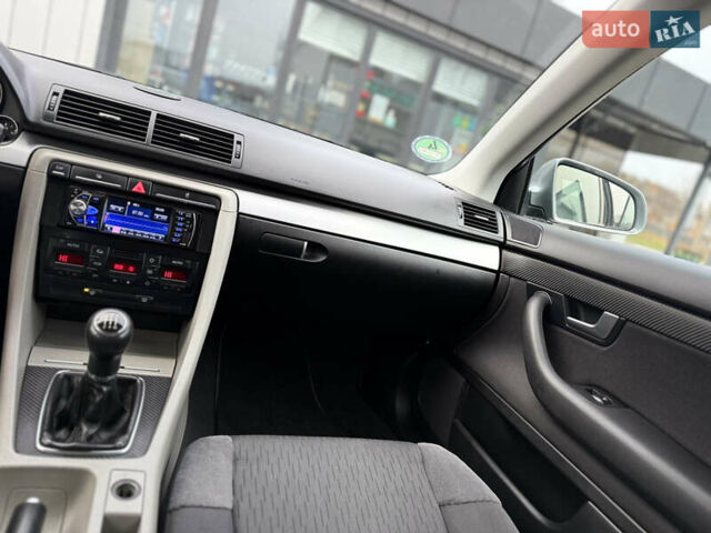 Сірий Ауді А4, об'ємом двигуна 1.6 л та пробігом 193 тис. км за 6500 $, фото 31 на Automoto.ua