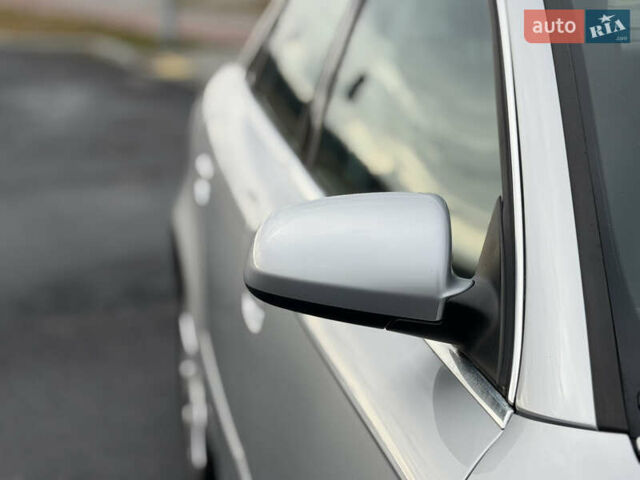 Сірий Ауді А4, об'ємом двигуна 1.6 л та пробігом 176 тис. км за 7999 $, фото 6 на Automoto.ua