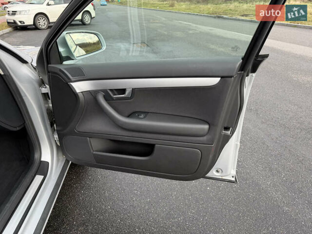 Сірий Ауді А4, об'ємом двигуна 1.6 л та пробігом 176 тис. км за 7999 $, фото 67 на Automoto.ua