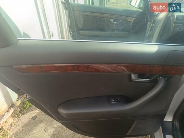 Сірий Ауді А4, об'ємом двигуна 1.8 л та пробігом 160 тис. км за 6500 $, фото 11 на Automoto.ua