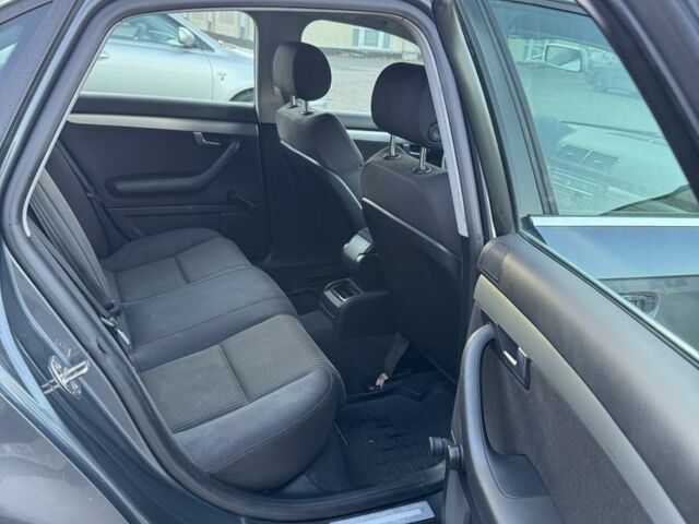 Серый Ауди А4, объемом двигателя 2 л и пробегом 250 тыс. км за 3650 $, фото 17 на Automoto.ua