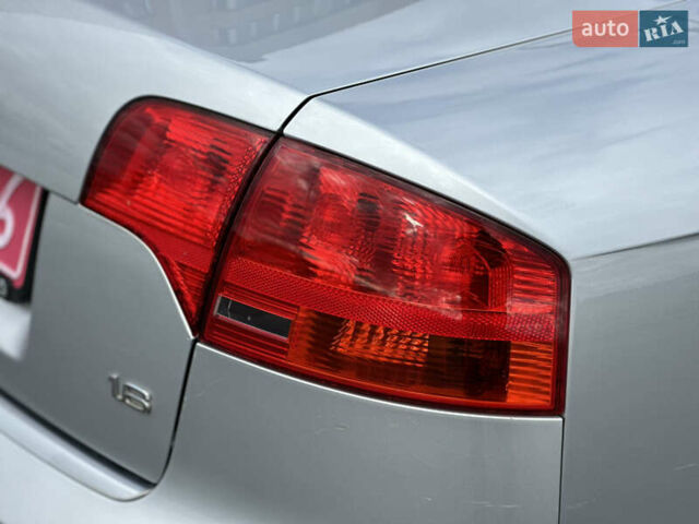 Серый Ауди А4, объемом двигателя 1.6 л и пробегом 171 тыс. км за 8599 $, фото 9 на Automoto.ua