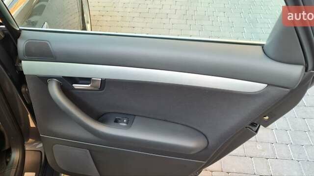 Сірий Ауді А4, об'ємом двигуна 1.6 л та пробігом 166 тис. км за 7900 $, фото 14 на Automoto.ua