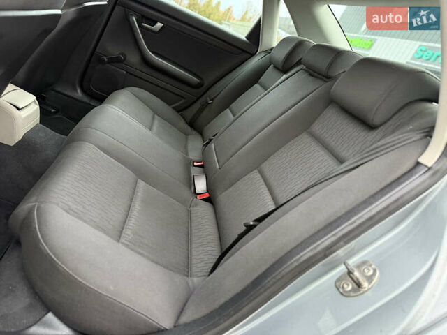 Сірий Ауді А4, об'ємом двигуна 1.6 л та пробігом 193 тис. км за 6500 $, фото 56 на Automoto.ua