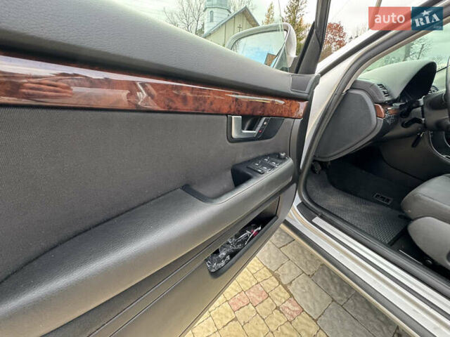 Серый Ауди А4, объемом двигателя 1.97 л и пробегом 242 тыс. км за 4900 $, фото 9 на Automoto.ua