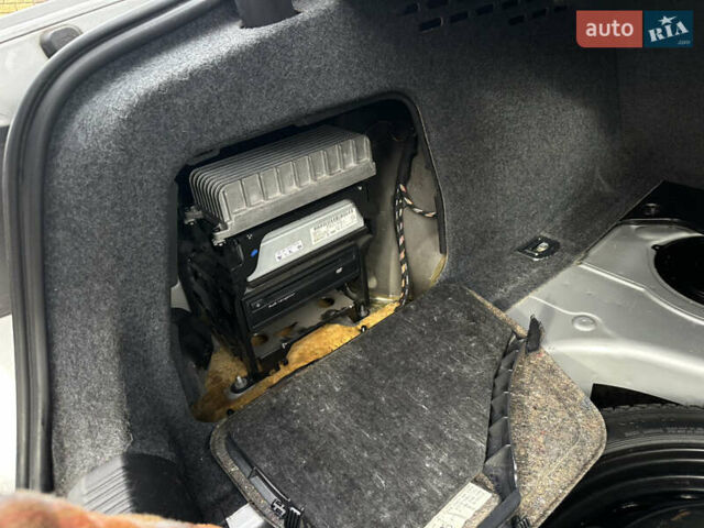 Сірий Ауді А4, об'ємом двигуна 2.7 л та пробігом 265 тис. км за 9249 $, фото 18 на Automoto.ua