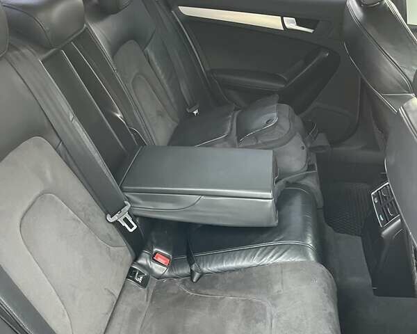 Сірий Ауді А4, об'ємом двигуна 2.7 л та пробігом 262 тис. км за 9199 $, фото 8 на Automoto.ua
