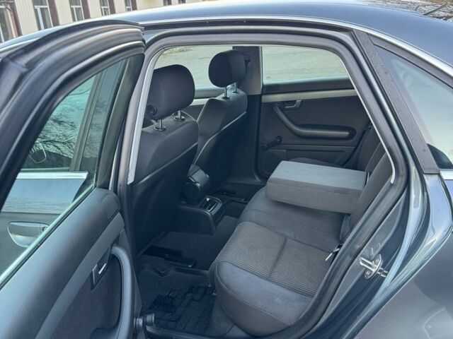 Серый Ауди А4, объемом двигателя 2 л и пробегом 250 тыс. км за 3650 $, фото 19 на Automoto.ua