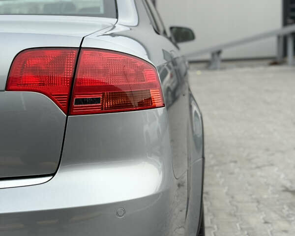 Сірий Ауді А4, об'ємом двигуна 1.6 л та пробігом 193 тис. км за 6500 $, фото 21 на Automoto.ua